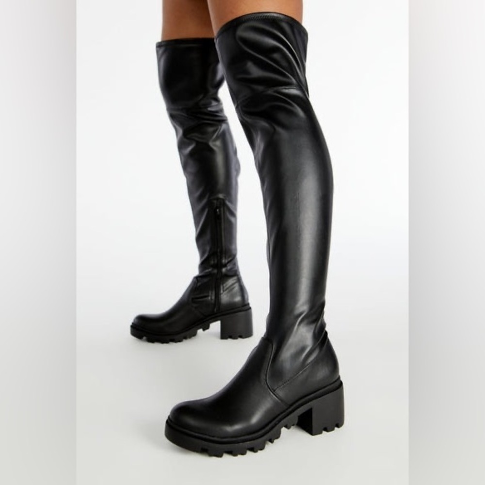 Black Lug Sole Over-The-Knee Boot- Never been Worn - Picture 4 of 4
